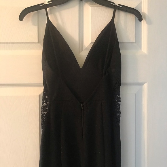 Black shimmery V-Neck prom dress - Picture 6 of 9